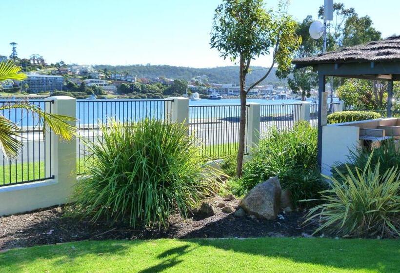 Sails Luxury Apartments Merimbula