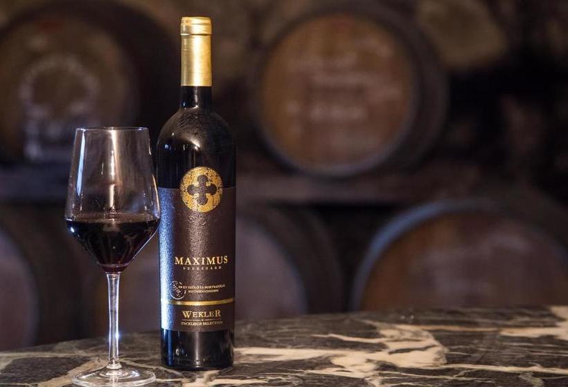 Wekler Családi Pincészet és Panzió