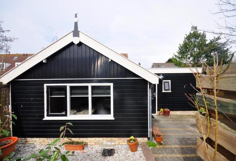 ユースホステル B&b De Wadvaarder