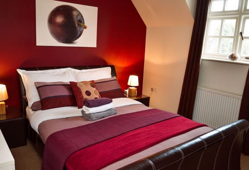 Общежитие Royal Forester Country Inn