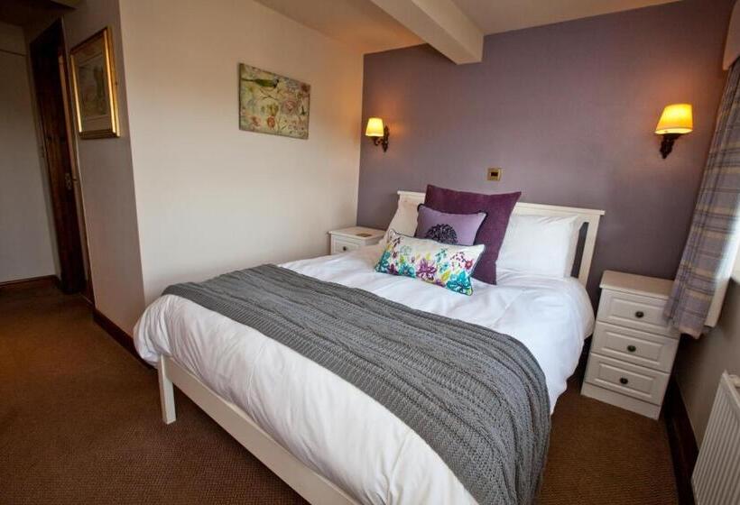 فندق صغير The Fleece Inn