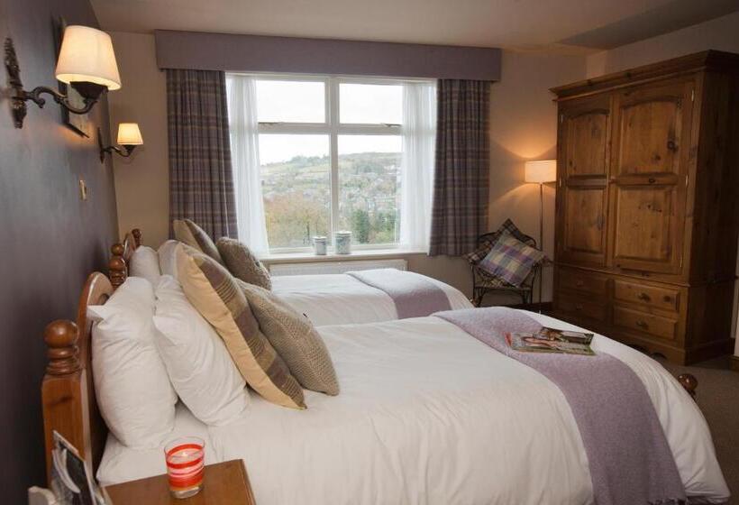 فندق صغير The Fleece Inn