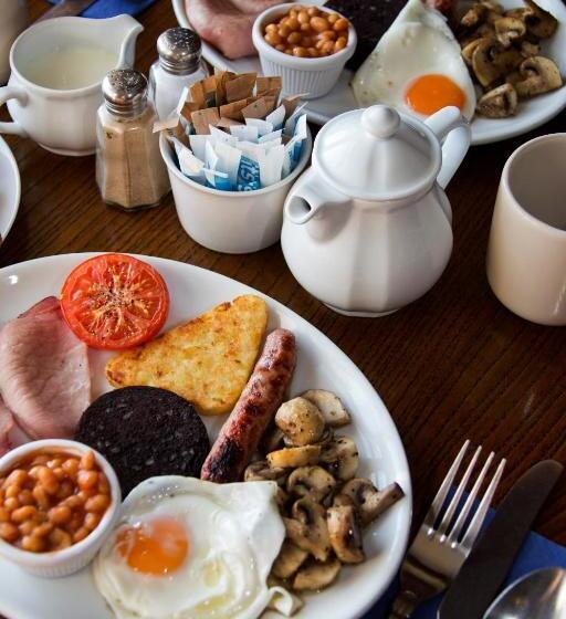 فندق صغير The Fleece Inn