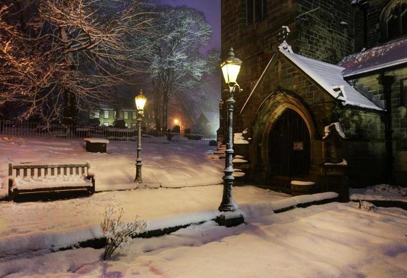 فندق صغير The Fleece Inn