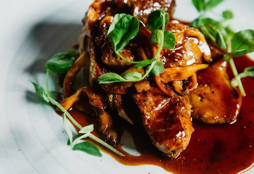 הוסטל The Hawk Inn