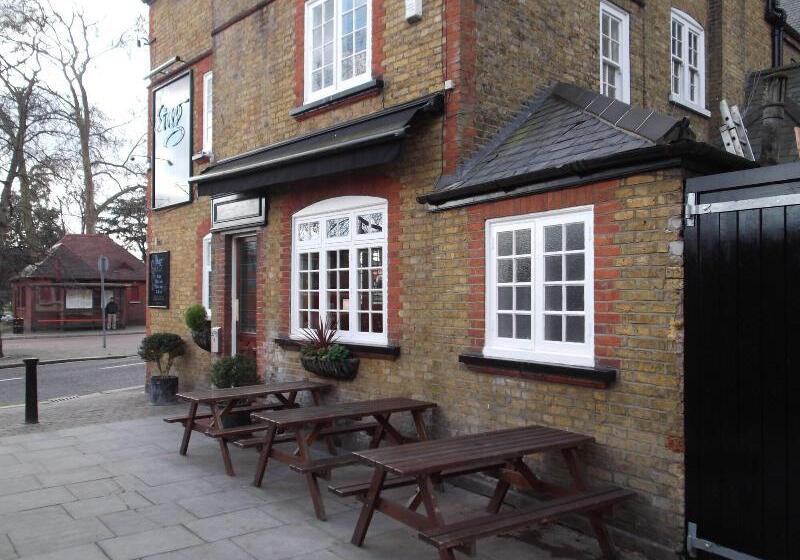 旅馆 The Stag Enfield