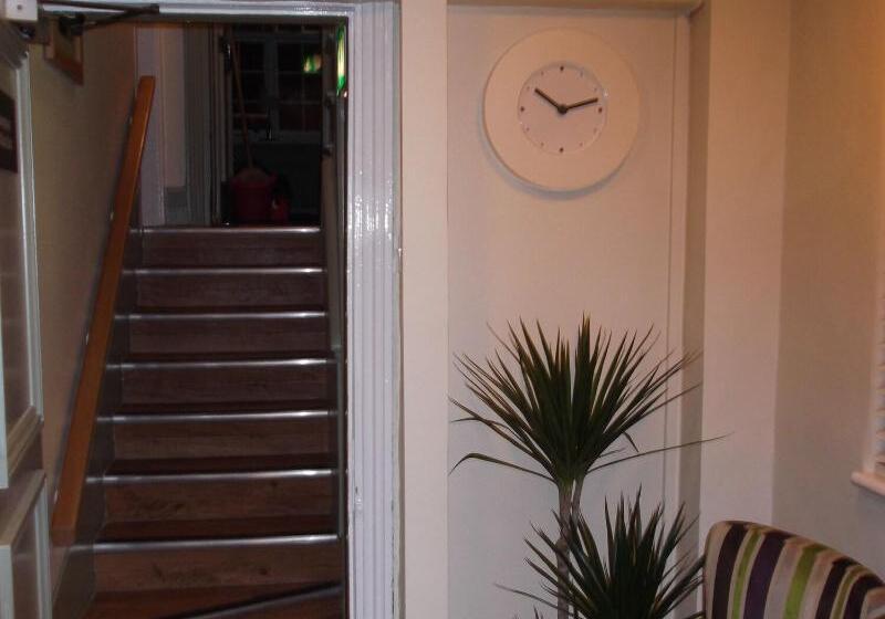 旅馆 The Stag Enfield