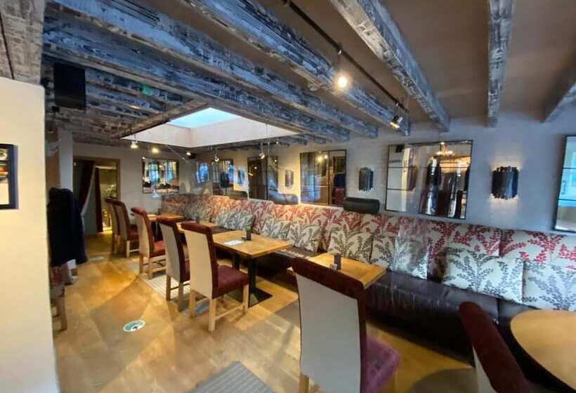 فندق صغير The Star Inn 1744