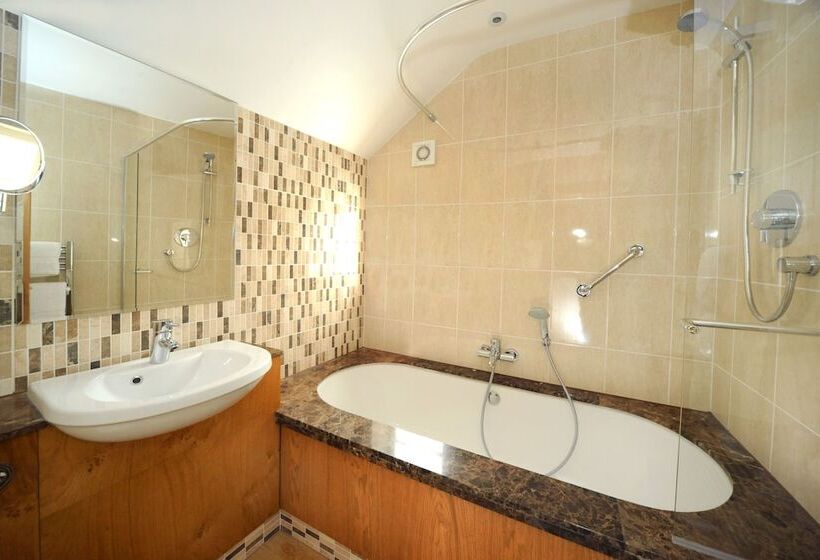 فندق صغير The Star Inn 1744