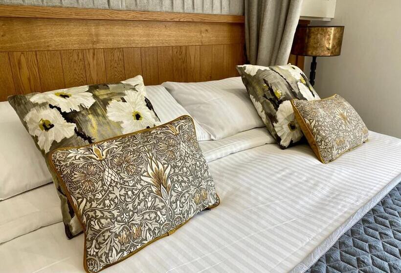 فندق صغير The Star Inn 1744