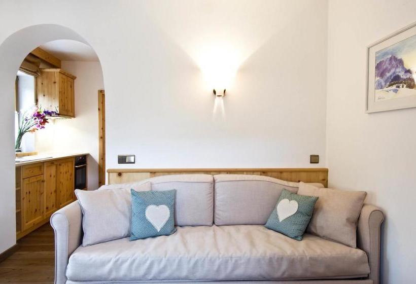 Family And Wellness Residence Ciasa Antersies