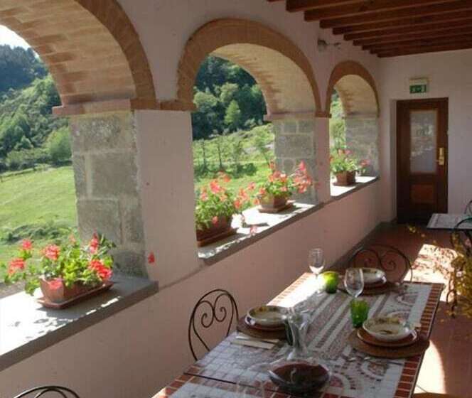 Отель Agriturismo Casentino