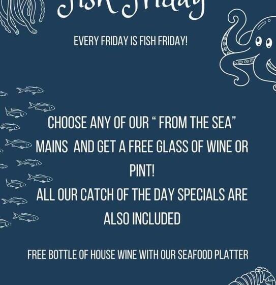 酒店 The Harbour Bar & Bistro