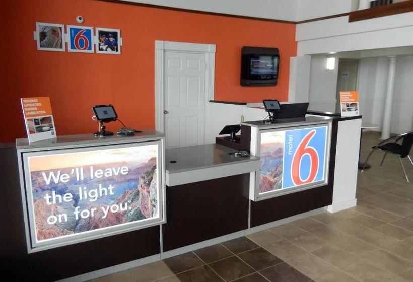 Motel 6 Portland, Tx