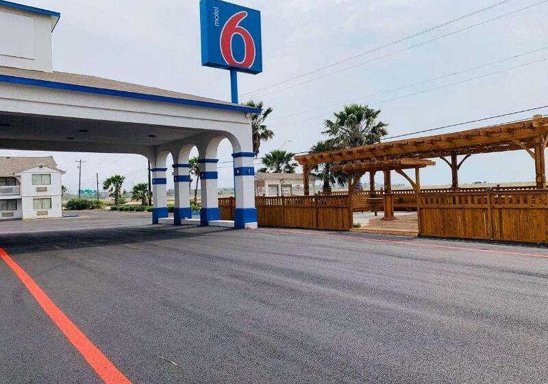 Motel 6 Portland, Tx