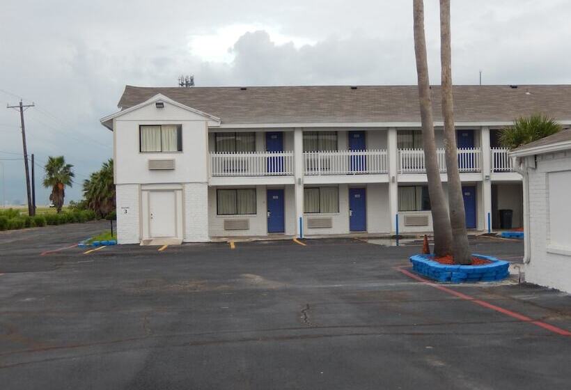 Motel 6 Portland, Tx