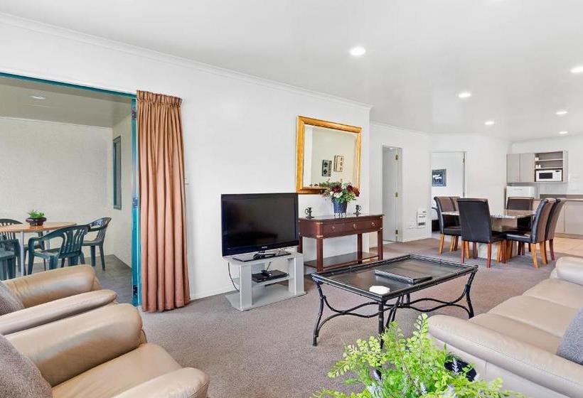 מוטל Belmont Motor Lodge