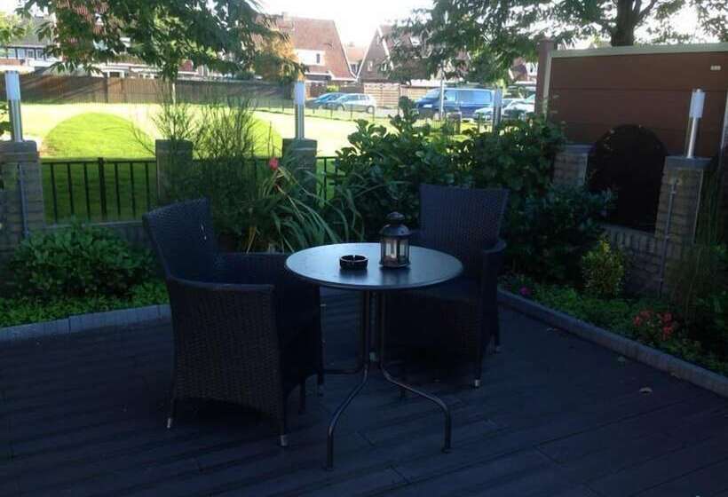 پانسیون Alex Rooms