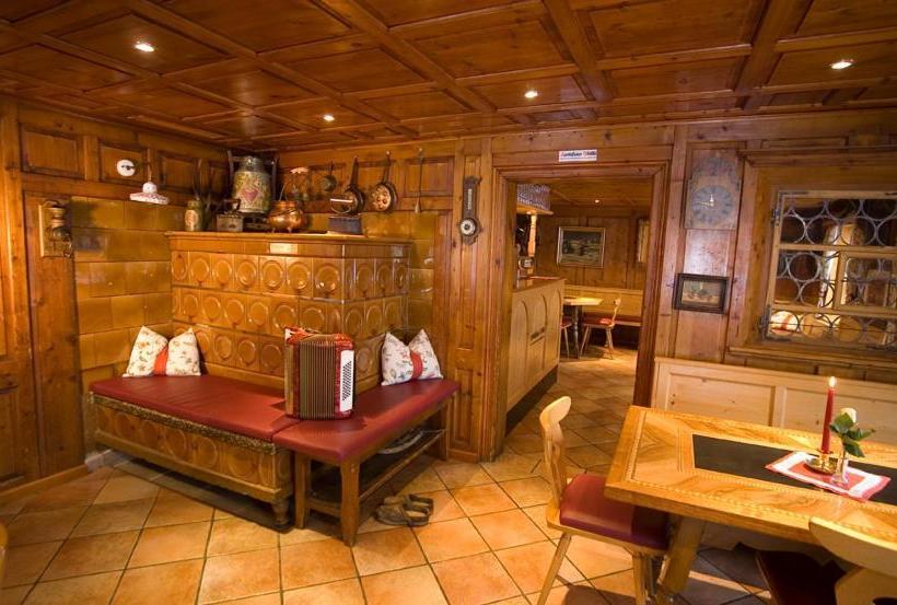 بنسيون Gasthaus Muntafuner Stöbli