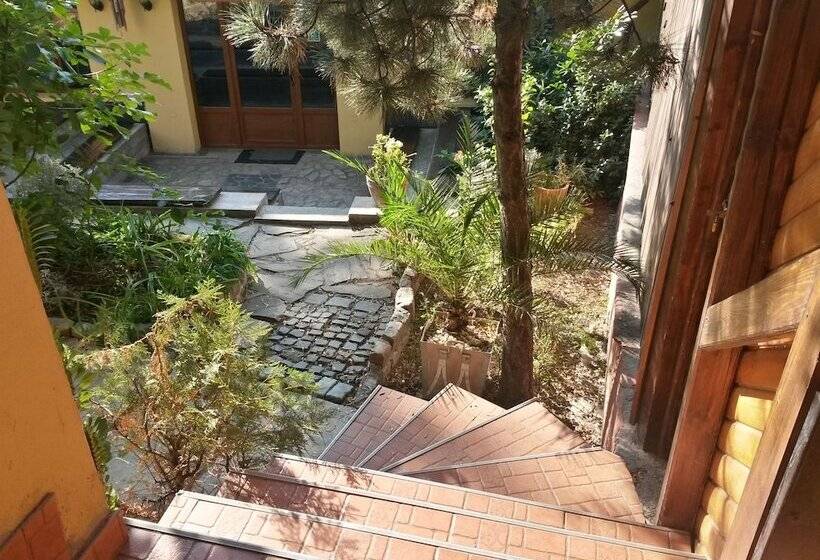 پانسیون B&b Casa Mica Guesthouse