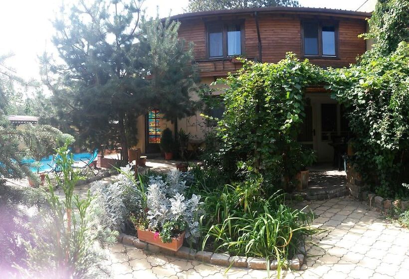 پانسیون B&b Casa Mica Guesthouse