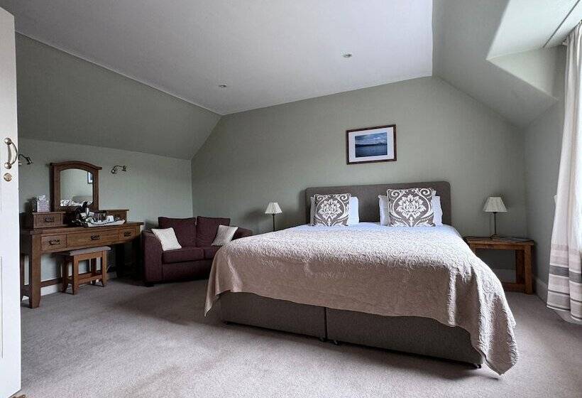 بنسيون Beinn Bhracaigh