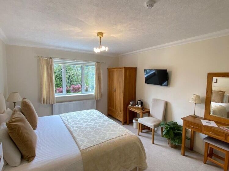 بنسيون Beinn Bhracaigh