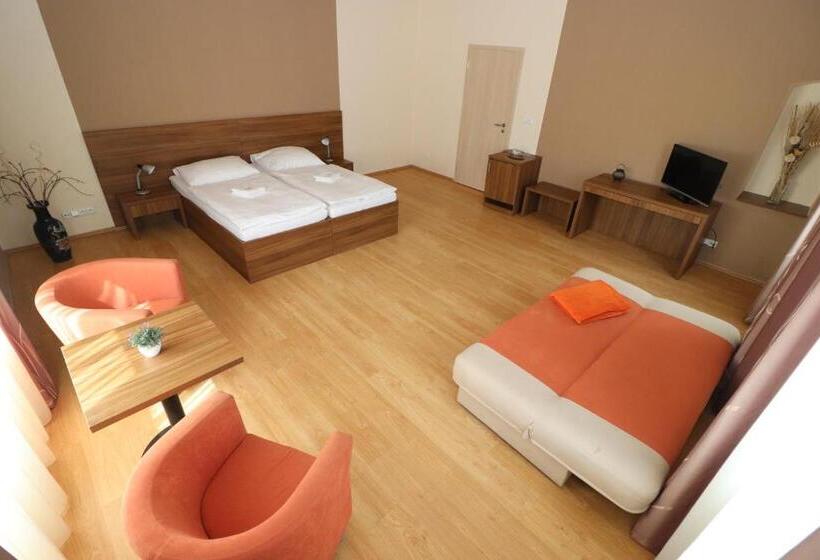 بنسيون Blatenský Dvůr