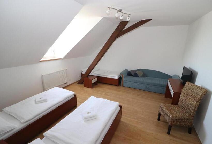 بنسيون Blatenský Dvůr