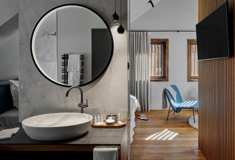 پانسیون Boutique Hotel And Restaurant Milka