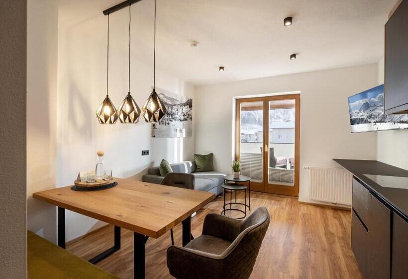 פנסיון Brixentalerhof