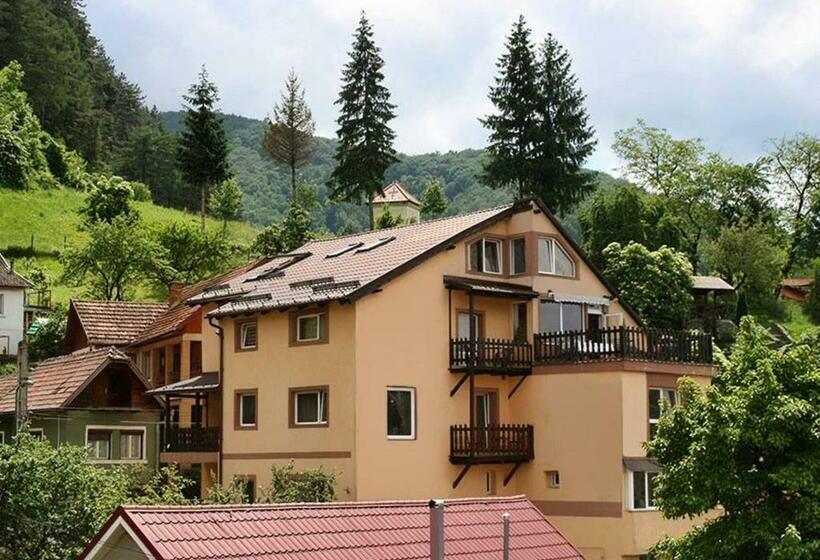 פנסיון Casa Cristina