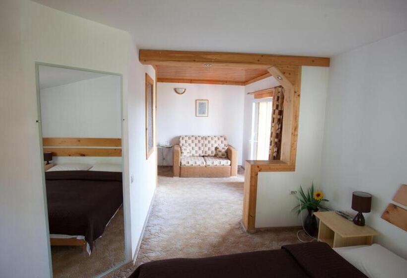 פנסיון Casa Cristina