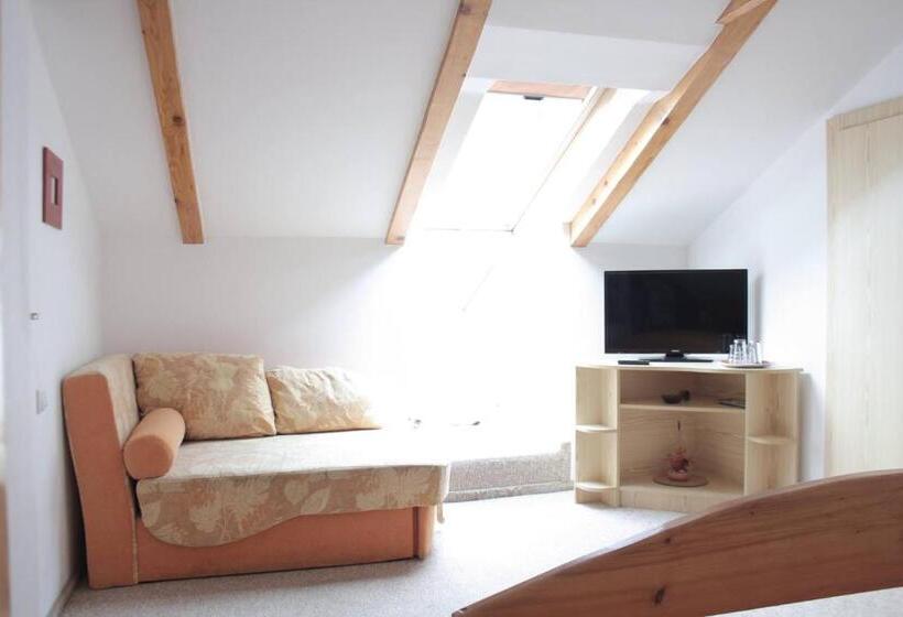 פנסיון Casa Cristina