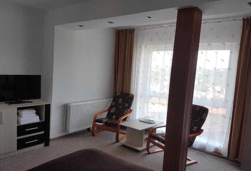 פנסיון Casa Cristina