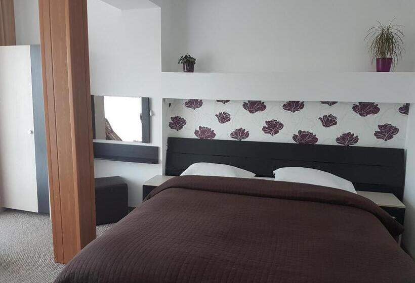 פנסיון Casa Cristina