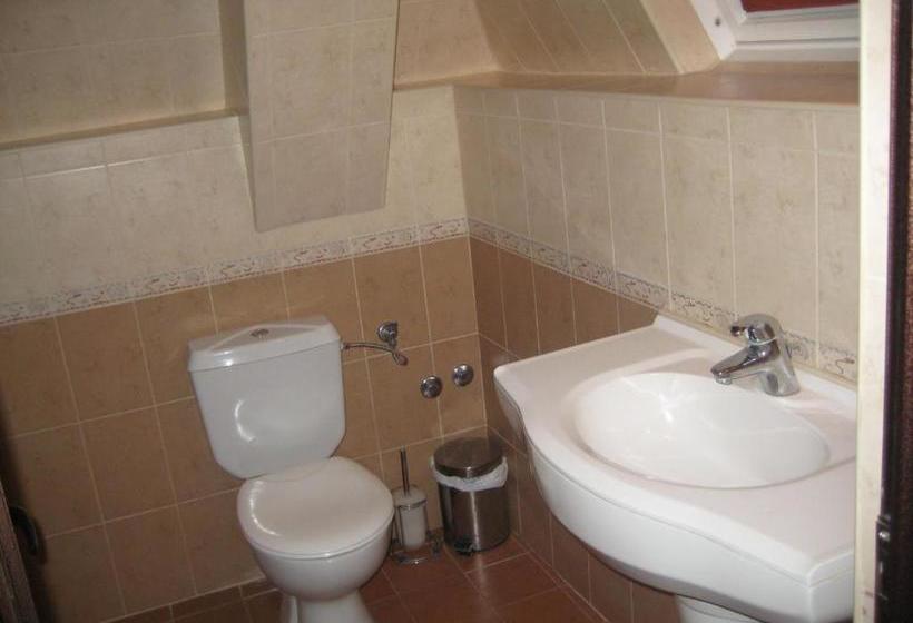 بنسيون Family Hotel Bunara