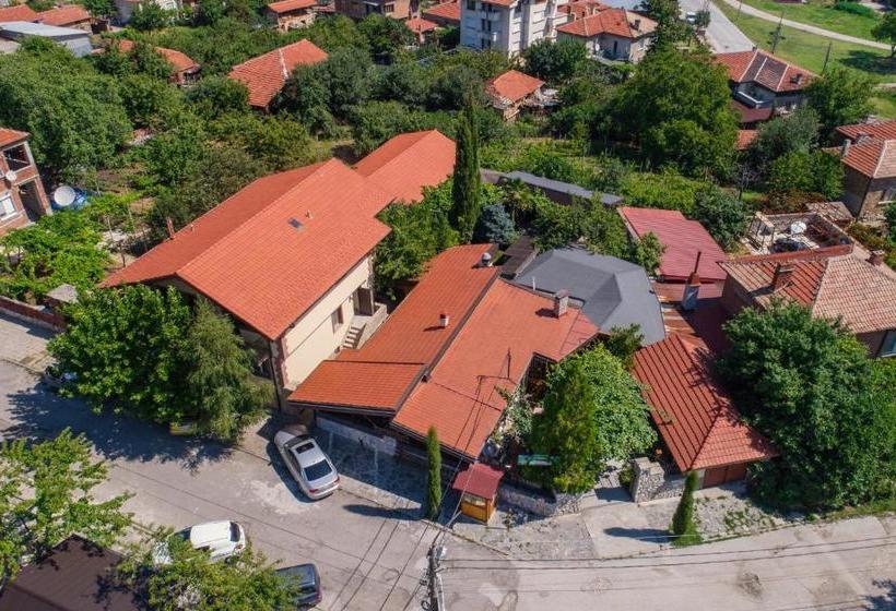 بنسيون Family Hotel Bunara