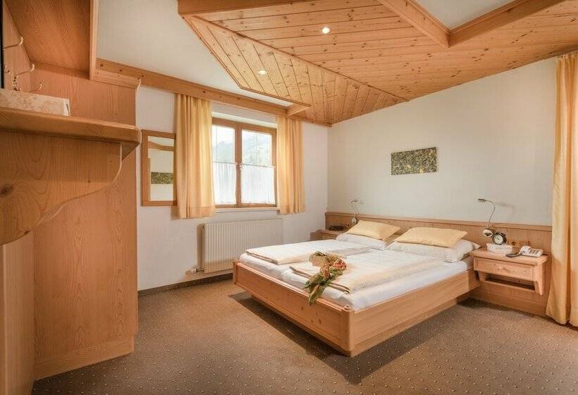 پانسیون Gästehaus Gratz   Inklusive Eintritt In Die Alpentherme