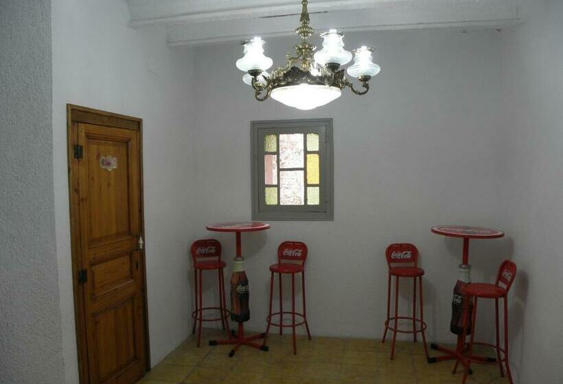 펜션 Hostal Cal Pla