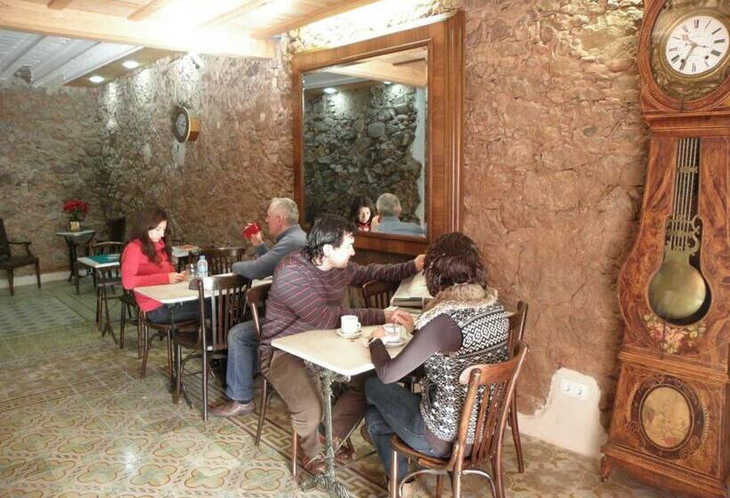 بنسيون Hostal Cal Pla