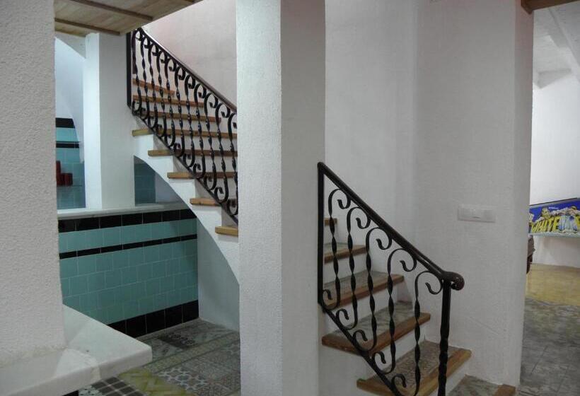 펜션 Hostal Cal Pla