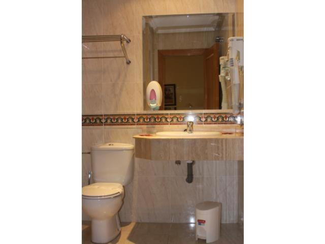 پانسیون Hostal Castilla