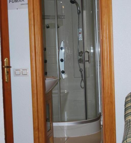 Пансион Hostal Cazalegas