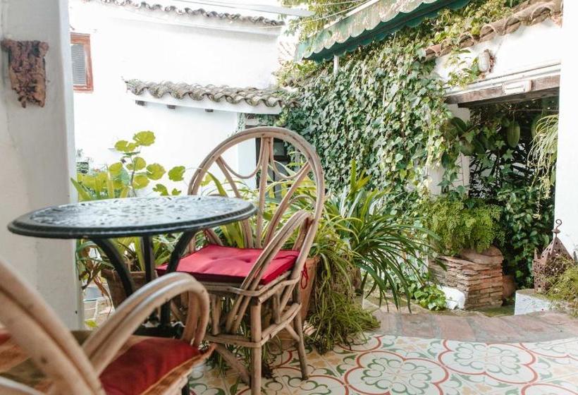 پانسیون Casa Anon