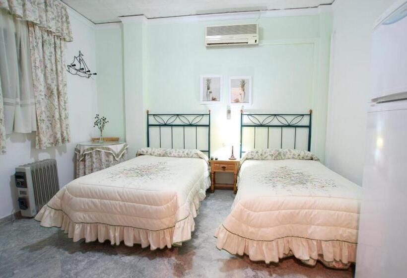 펜션 Hostal Jiménez