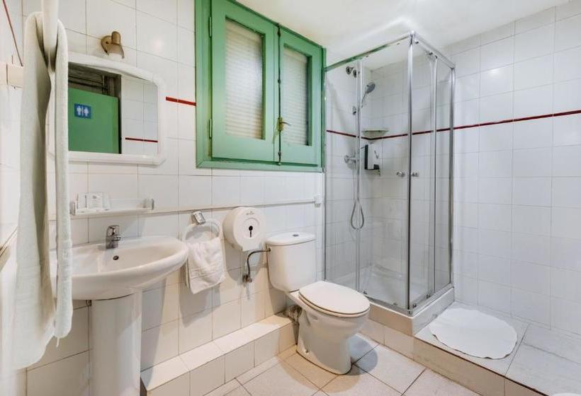 פנסיון Hostal Oliveta