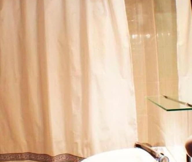 ペンション Hostal Torre De Guzmán