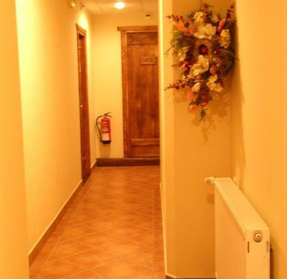 بنسيون Hostal Xaloa Orio