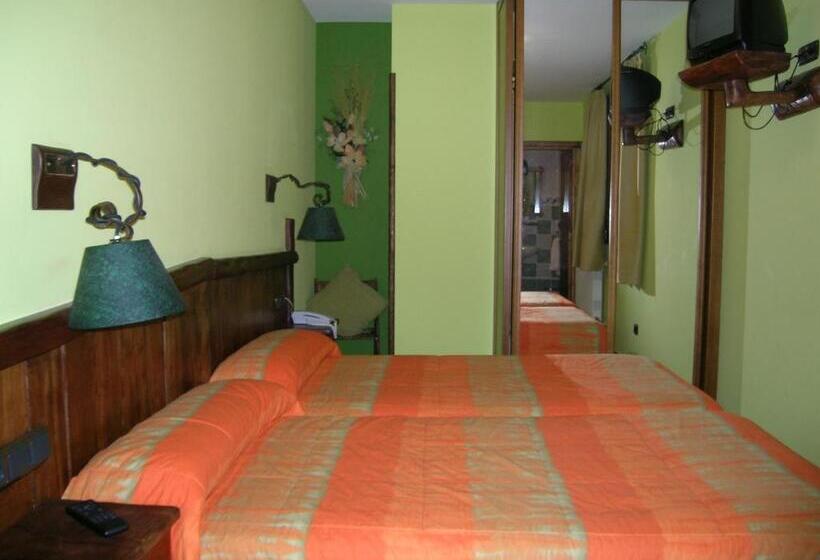 بنسيون Hostal Xaloa Orio